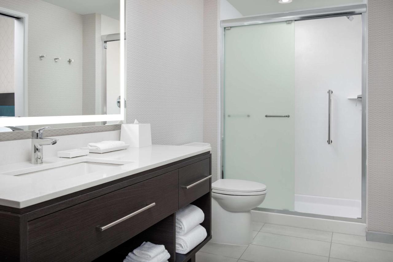 Home2 Suites Orlando Southeast Nona Narcoossee Bagian luar foto