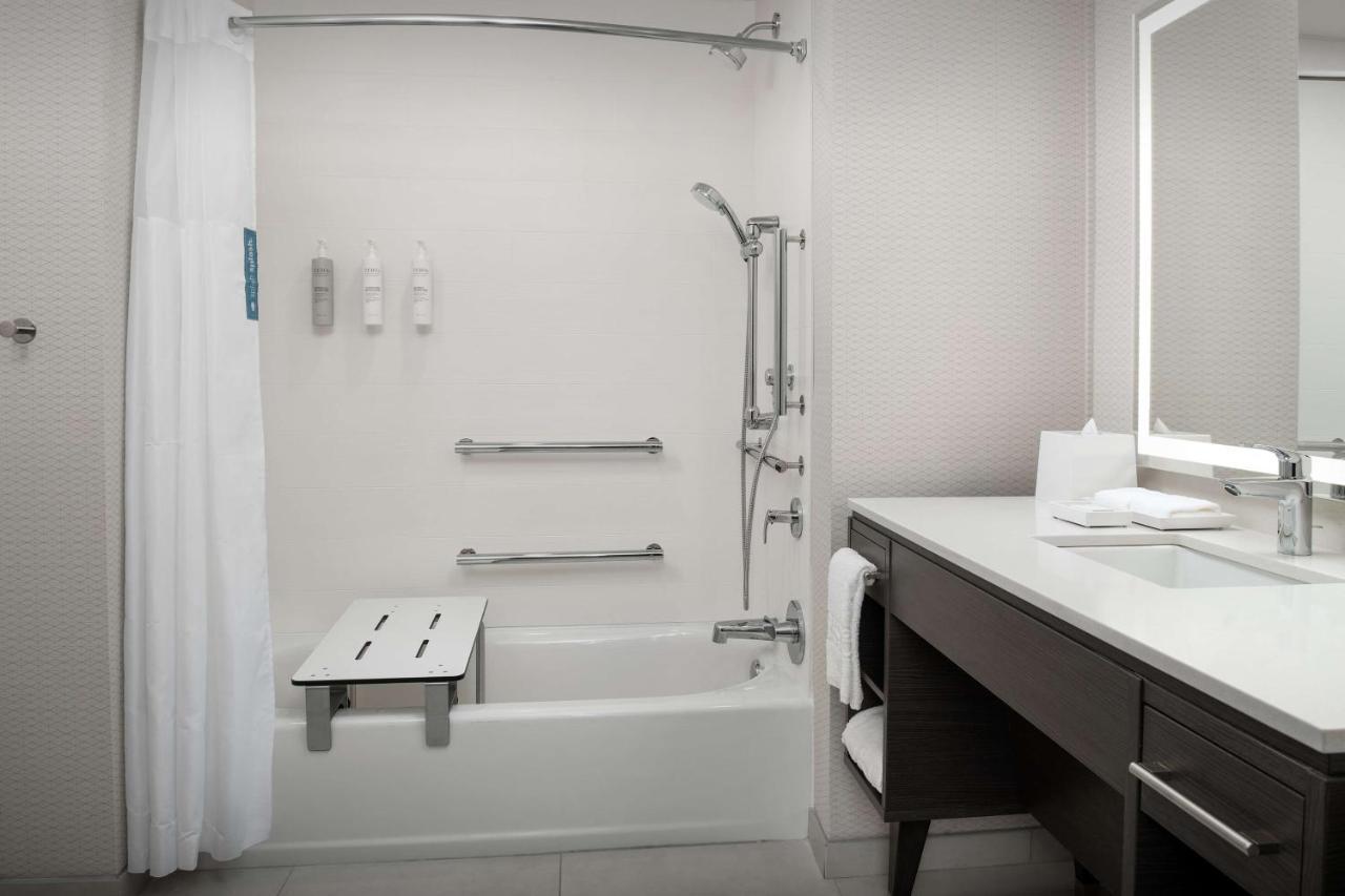 Home2 Suites Orlando Southeast Nona Narcoossee Bagian luar foto